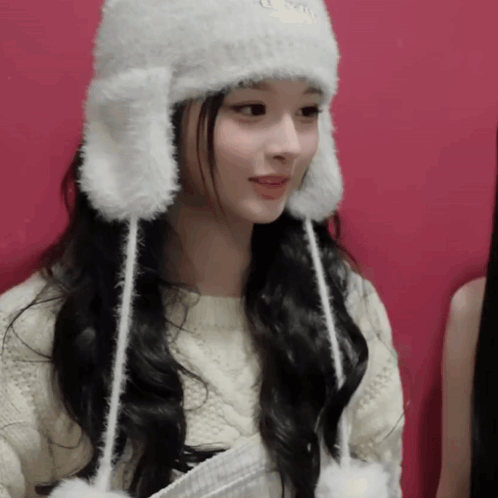 Sullyoon gif