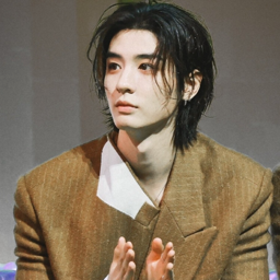 Leehan gallery image