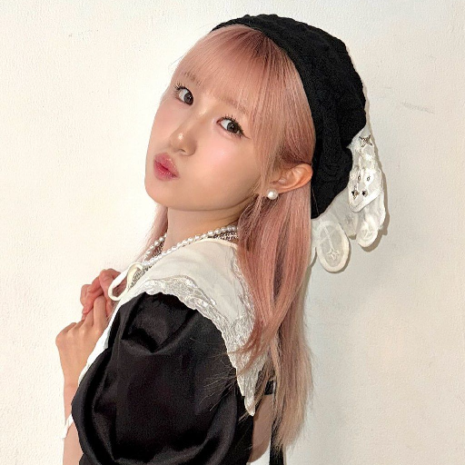 Imagem da galeria de Hitomi
