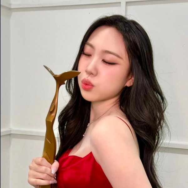 Lee Young-ji  gallery image