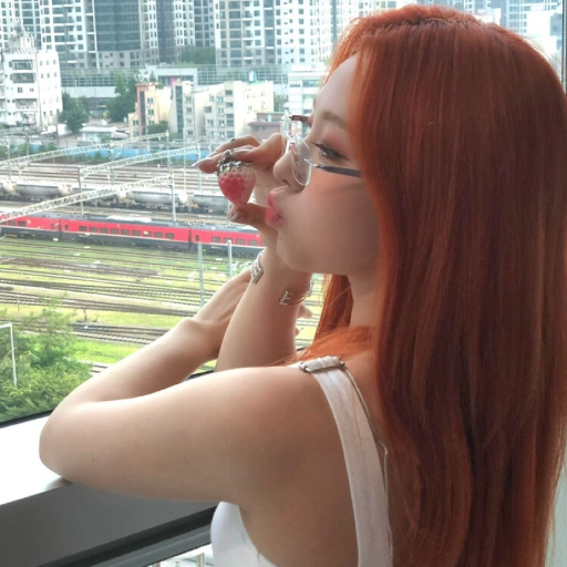 Gambar galeri Chaerin