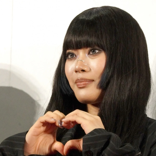 Naoko gallery image