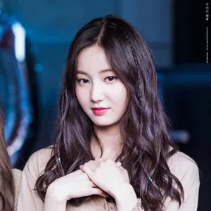 Yeonwoo gallery image
