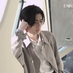 Sunghoon gallery image