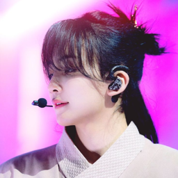 Jeonghan gallery image