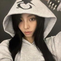 Sayaka gallery image