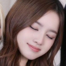 Elisia gallery image