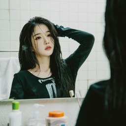 Kim YooYeon gallery image