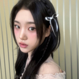 JiYeon gallery image