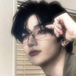 Zhang Hao gallery image