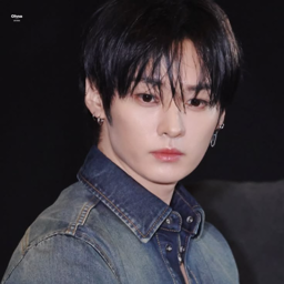 Lee Know gallery image