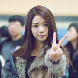 Lee Kaeun gallery image