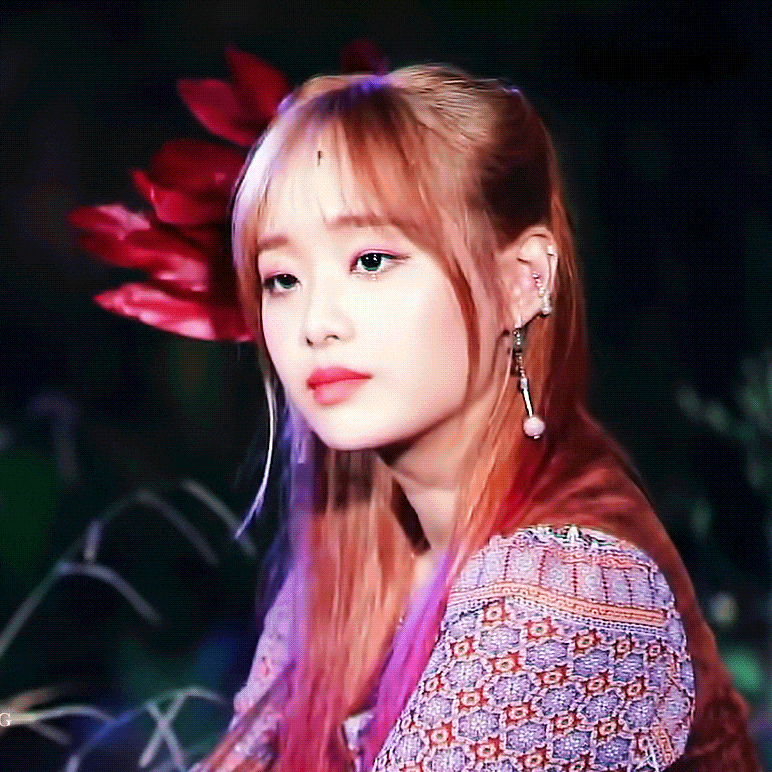 Chuu gif