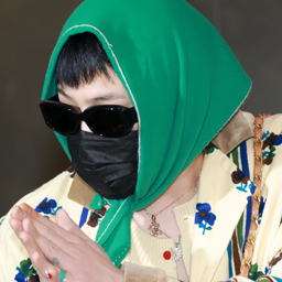 G-Dragon gallery image