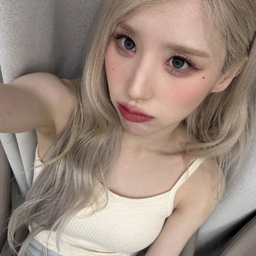 Heejin gallery image