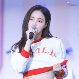 Yeonwoo gallery image