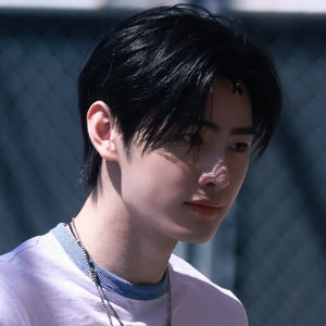 Sunghoon 4