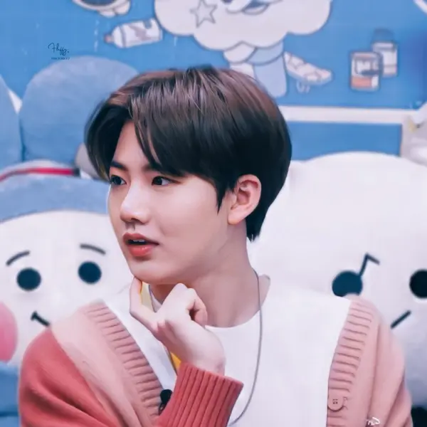 Kim Junkyu gallery image