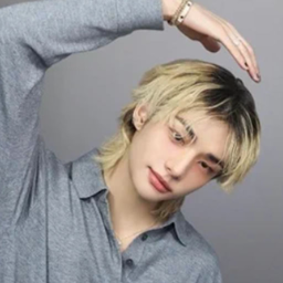 Hyunjin gallery image