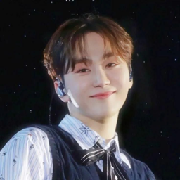 Seungkwan gallery image