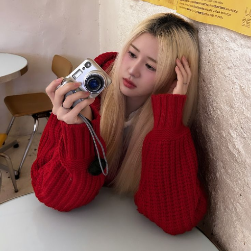 Ara gallery image