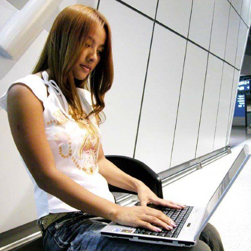 Lee Hyori gallery image