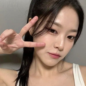 HyunJin gallery image