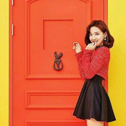 Nayeon gallery image