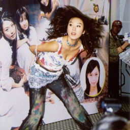 Kim E-Z gallery image