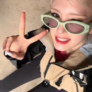 Jeon Somi gallery image