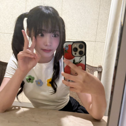 Siyeon gallery image