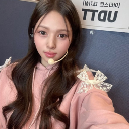 Han Chaehee gallery image