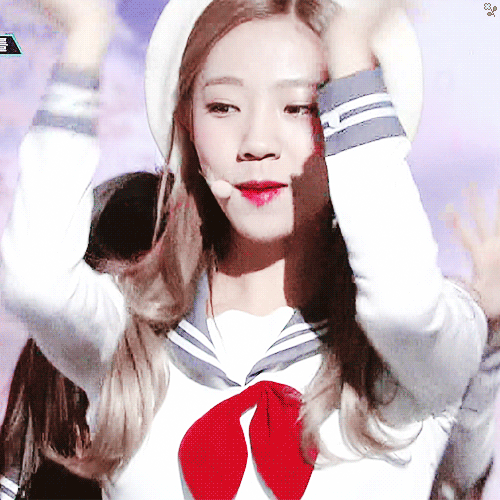 Yeoreum gif
