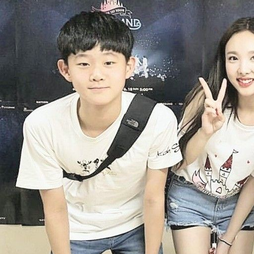 Ji Yunseo gallery image