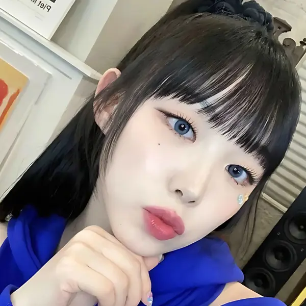 Suhyeon gallery image