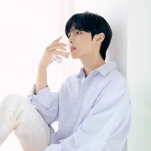 Sunwoo galerijafbeelding