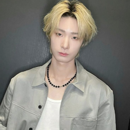 Jiseok gallery image