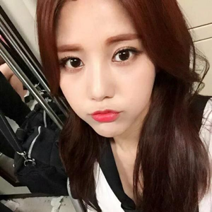 Shin Hyejeong gallery image