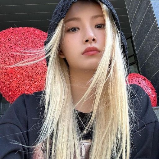 Yiren gallery image