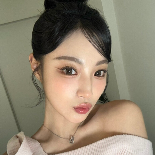 Yeju gallery image