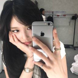 Leeseo gallery image