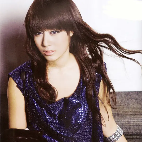 Jiyeon gallery image