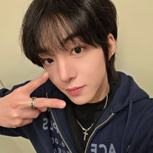 Baek Junhyuk gallery image
