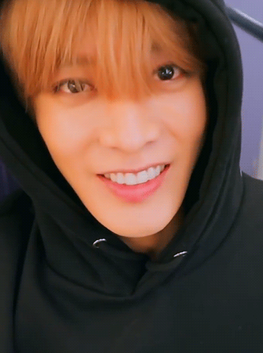 Yuta gif