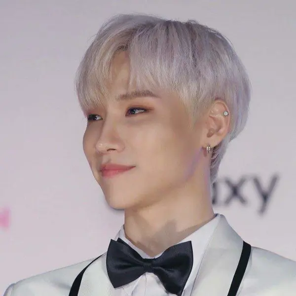 Jeon Woong gallery image