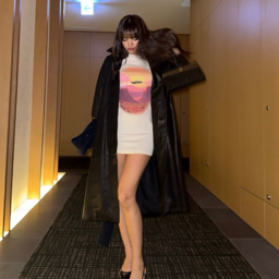 Lalisa gallery image