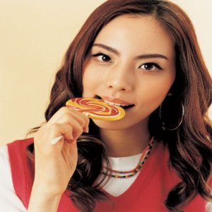 Park Ji-yoon gallery image