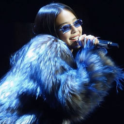 Jennie gallery image