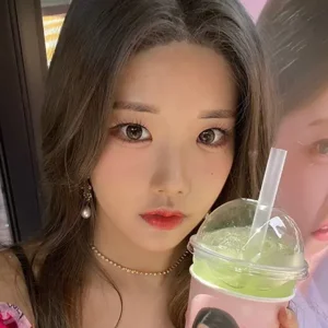 Chaewon gallery image