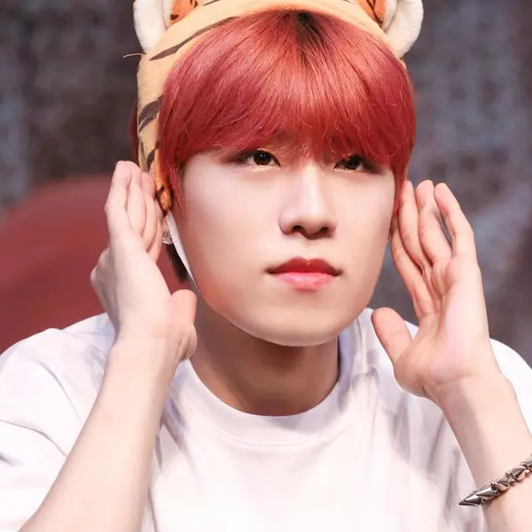 Woojin gallery image